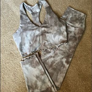 Carbon38 Gray Tie-Dye Activewear Set